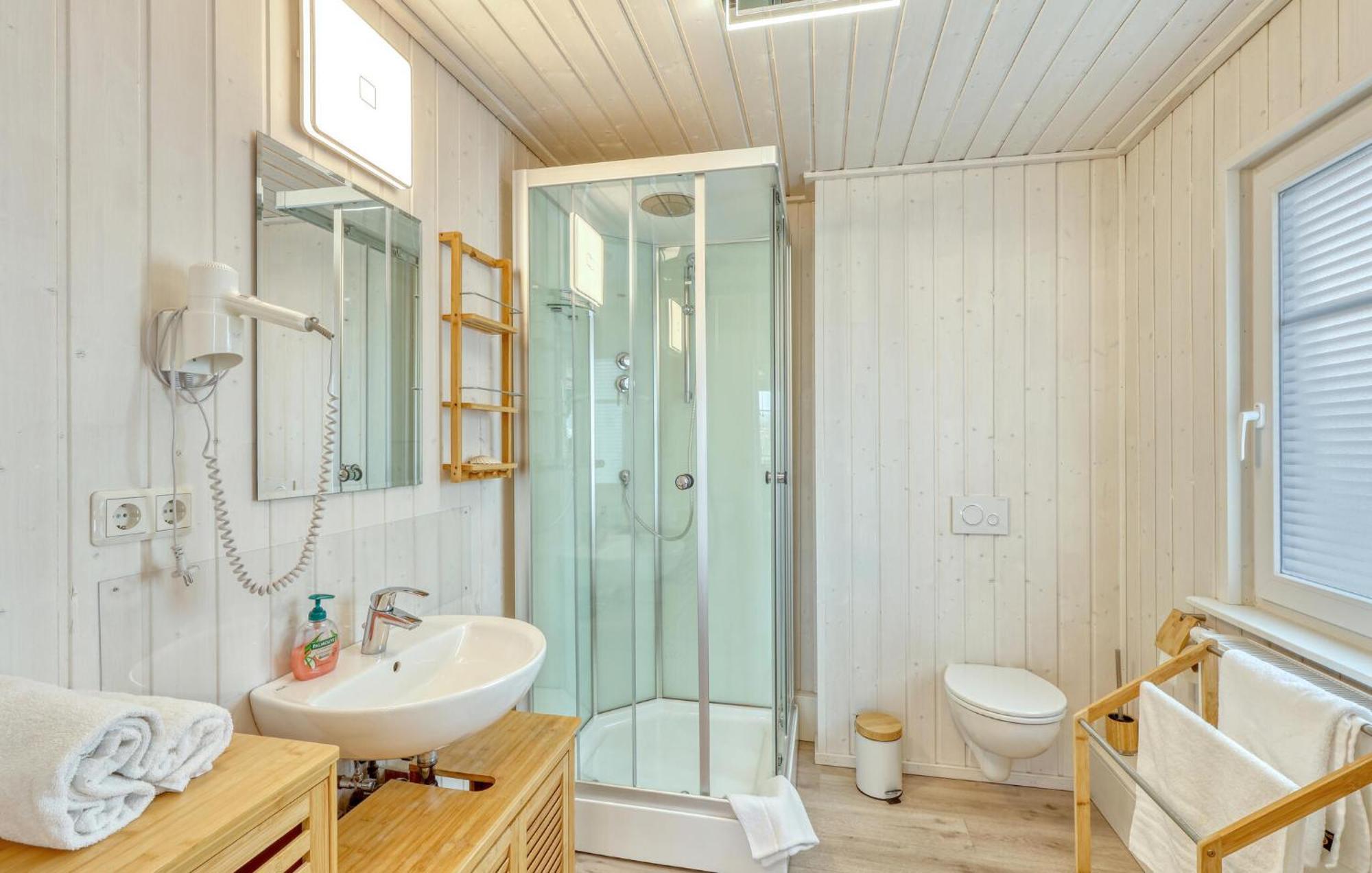 3 Bedroom Pet Friendly Home In Zerpenschleuse Esterno foto